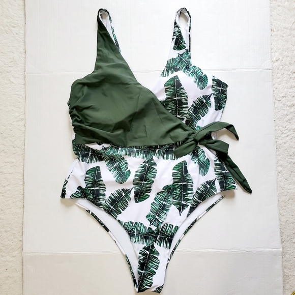 Shein Faux Wrap Deep V Swimsuit 2X NEW - Picture 2 of 9